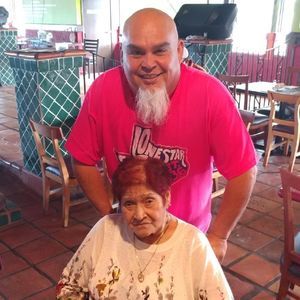 Meet your Posher, Lupe